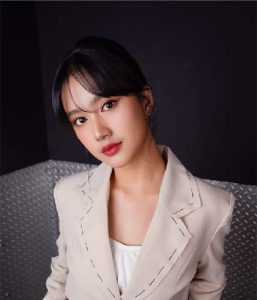 Alika shafira penyanyi pendatang baru di dunia musik