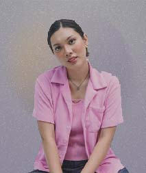 foto Yemima Hutapea sebagai talent, Master of ceremony atau host, juga penyiar radio